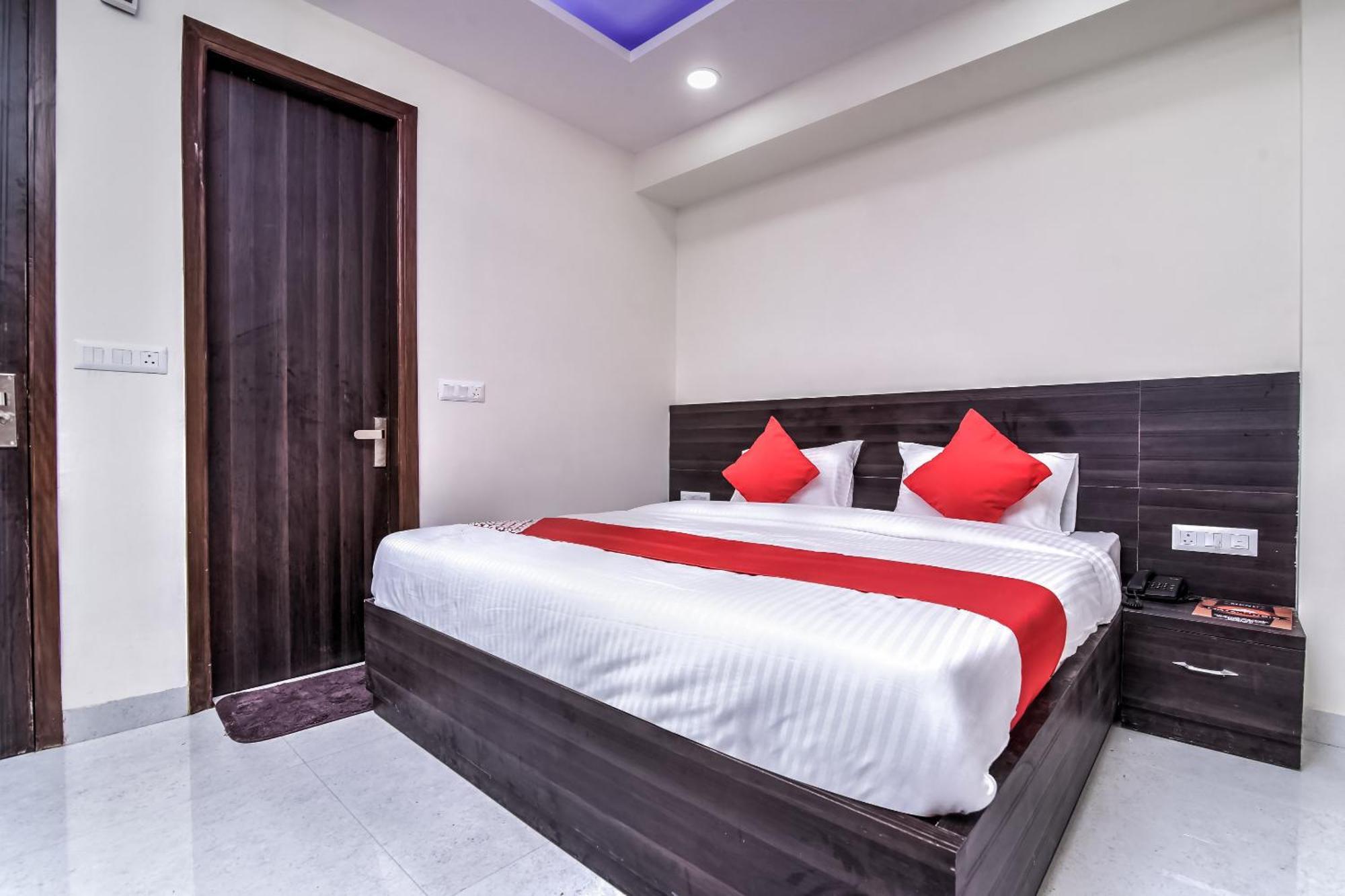 Hotel Aerostar Gold - Opposite Max Healthcare Delhi  Ngoại thất bức ảnh
