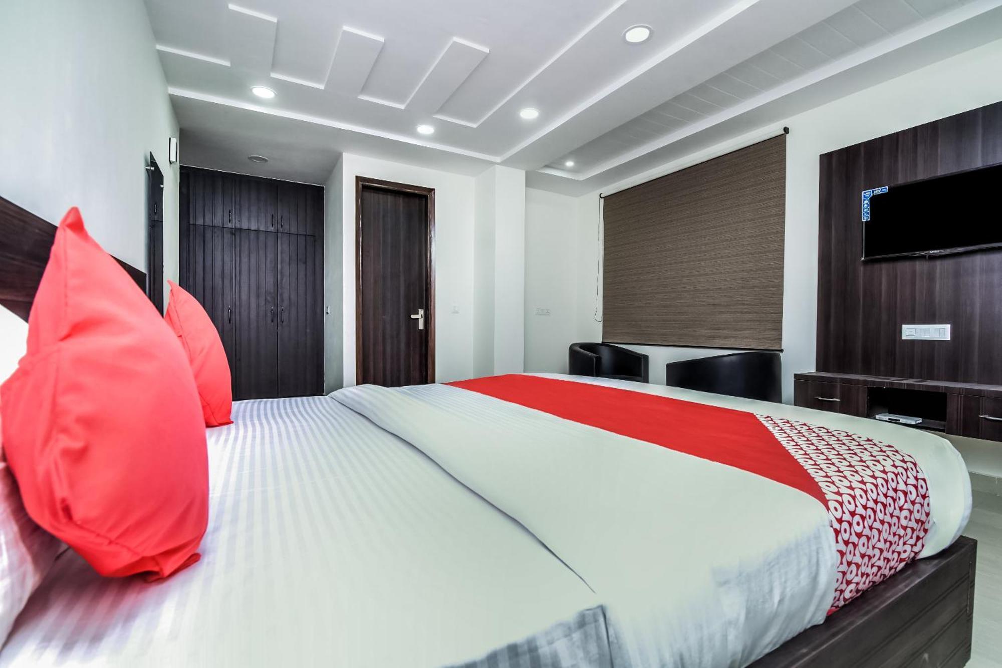 Hotel Aerostar Gold - Opposite Max Healthcare Delhi  Ngoại thất bức ảnh