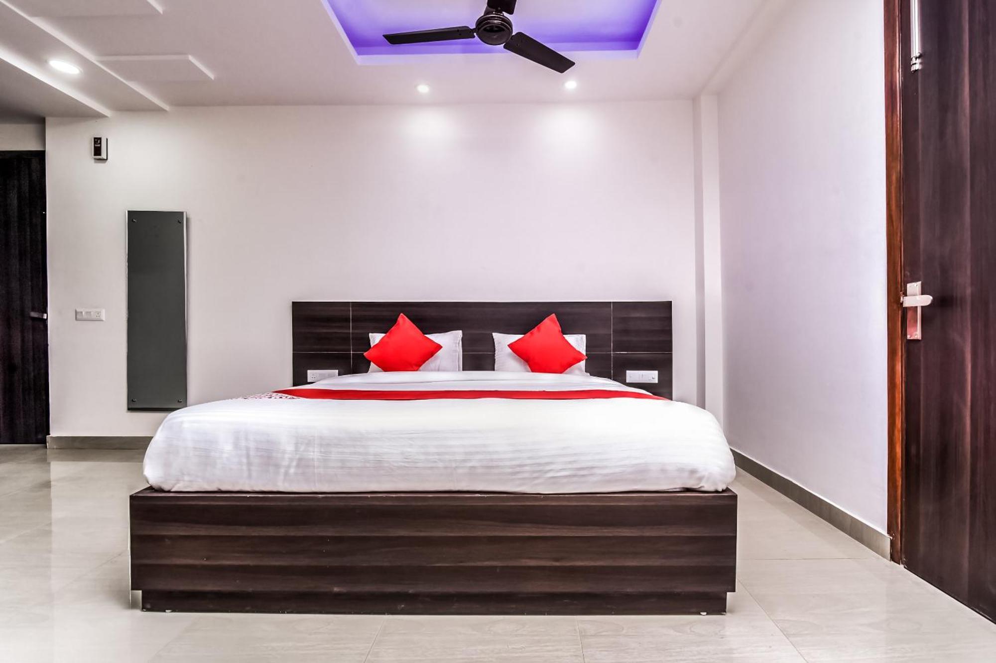 Hotel Aerostar Gold - Opposite Max Healthcare Delhi  Ngoại thất bức ảnh