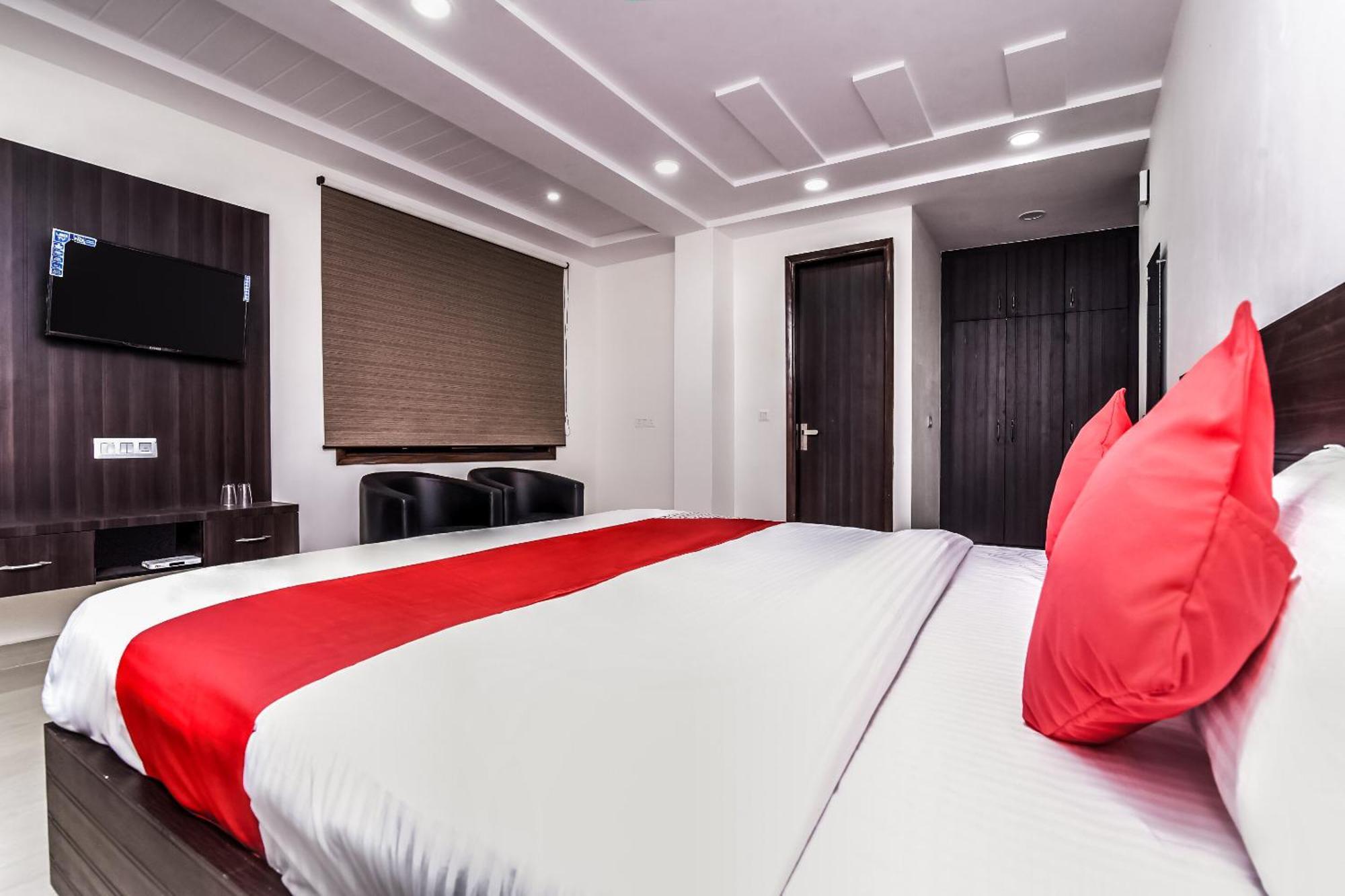 Hotel Aerostar Gold - Opposite Max Healthcare Delhi  Ngoại thất bức ảnh