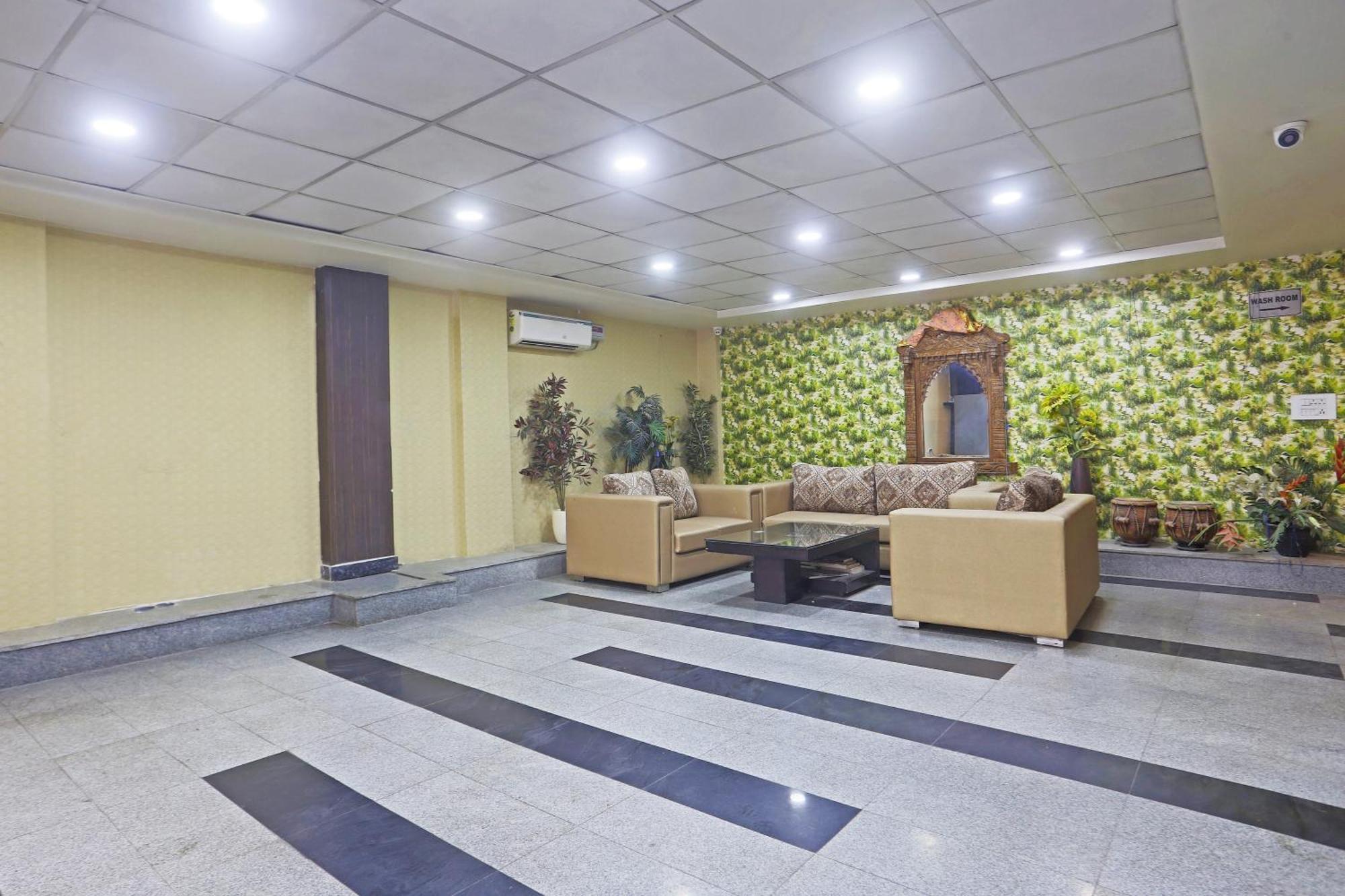 Hotel Aerostar Gold - Opposite Max Healthcare Delhi  Ngoại thất bức ảnh