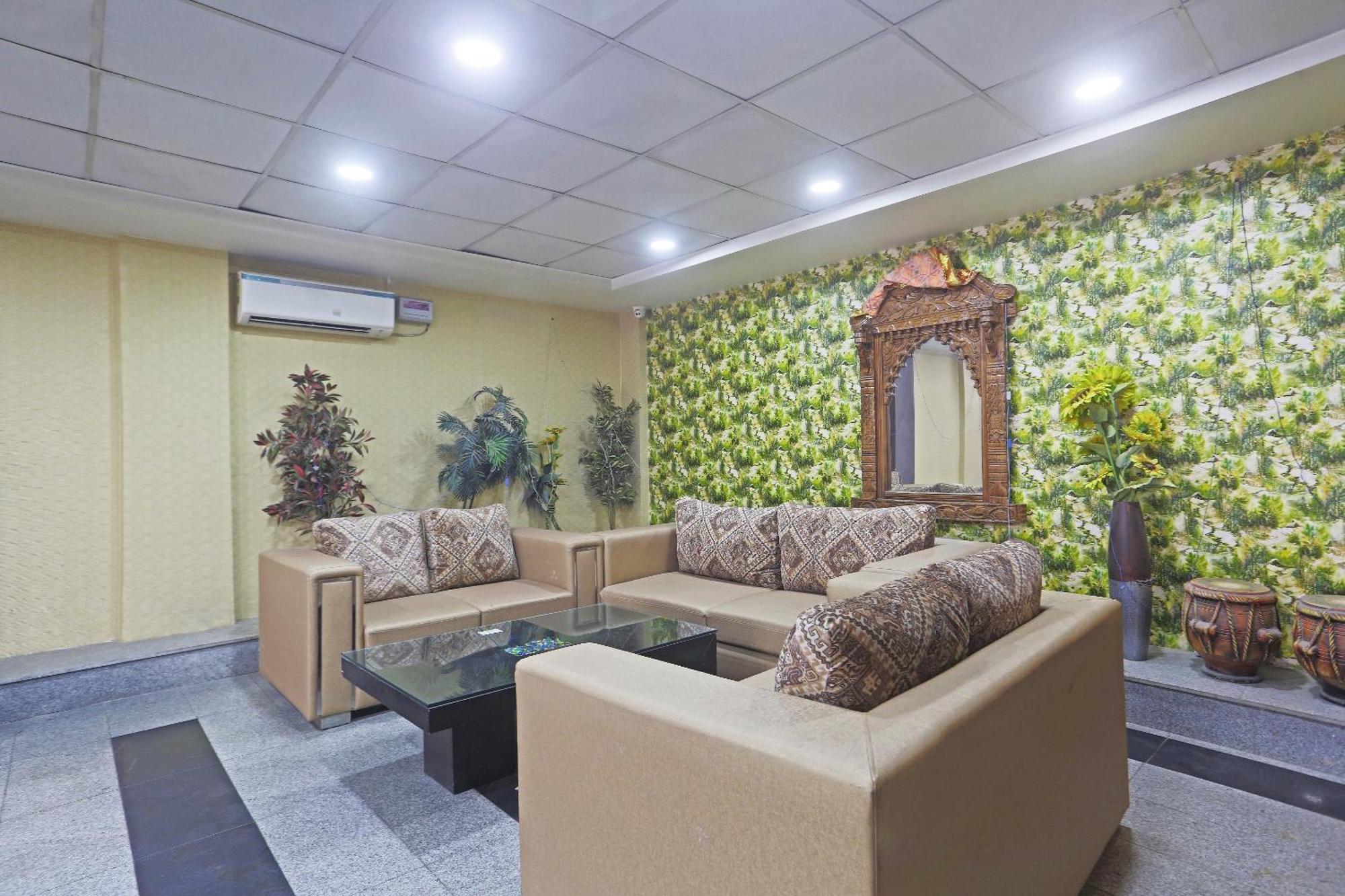 Hotel Aerostar Gold - Opposite Max Healthcare Delhi  Ngoại thất bức ảnh
