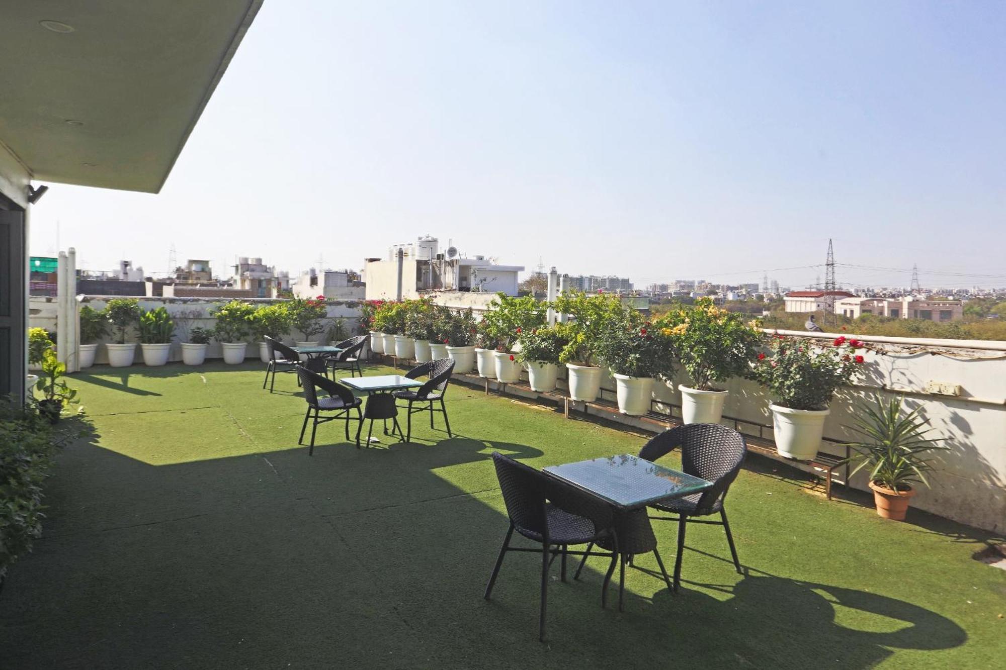 Hotel Aerostar Gold - Opposite Max Healthcare Delhi  Ngoại thất bức ảnh