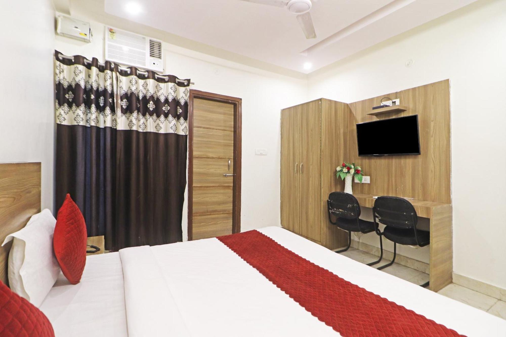 Hotel Aerostar Gold - Opposite Max Healthcare Delhi  Ngoại thất bức ảnh