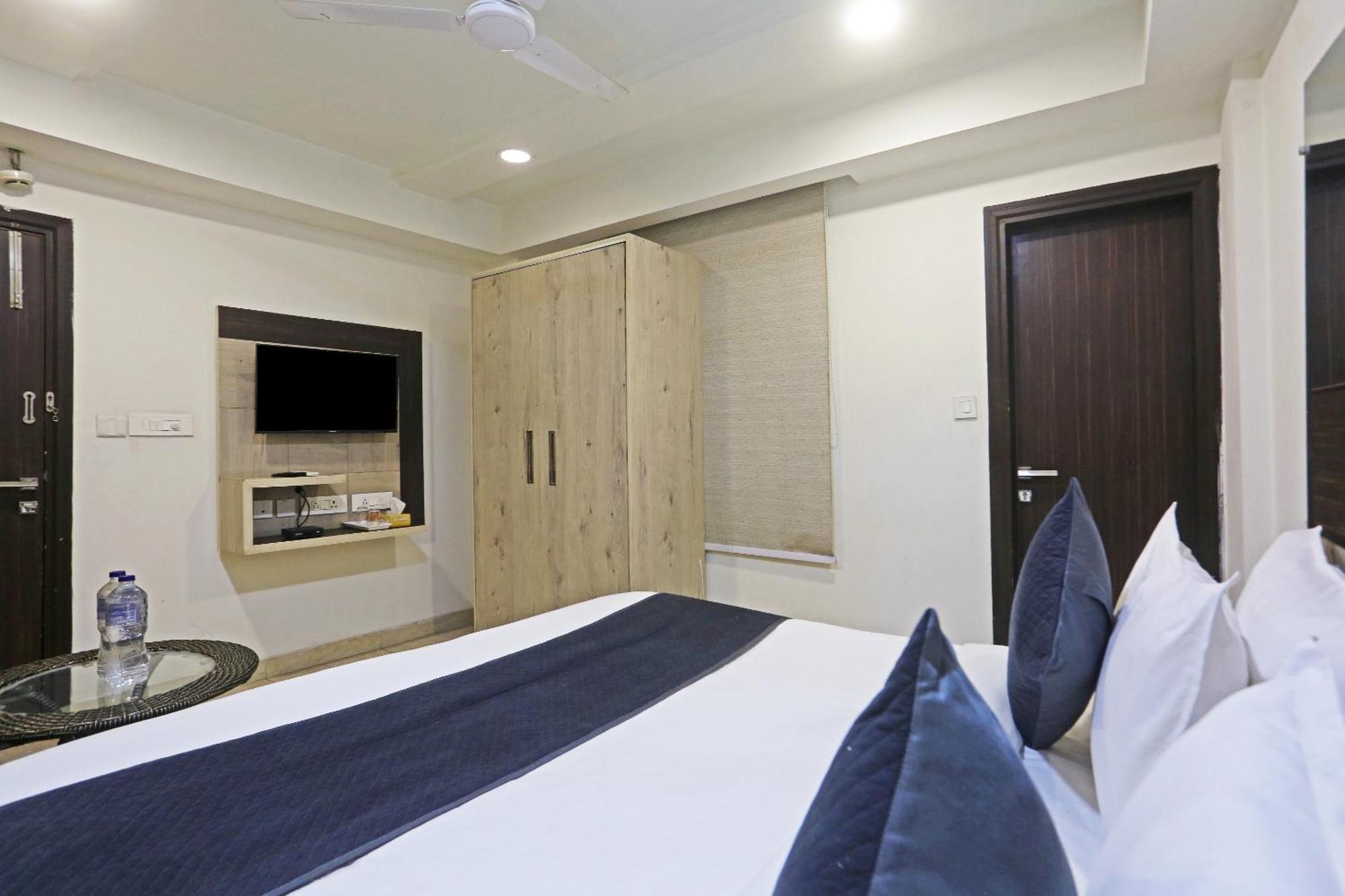 Hotel Aerostar Gold - Opposite Max Healthcare Delhi  Ngoại thất bức ảnh