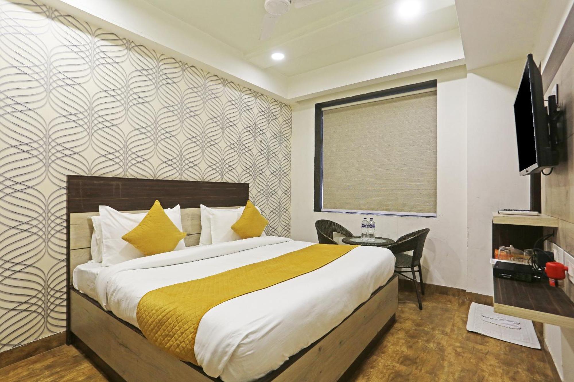 Hotel Aerostar Gold - Opposite Max Healthcare Delhi  Ngoại thất bức ảnh